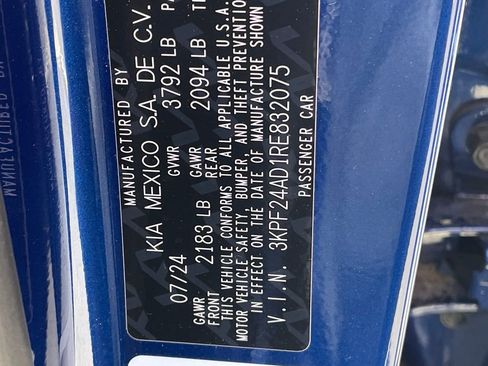 Used 2024 Kia Forte LXS image 35