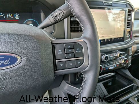 New 2026 Ford F250 Lariat w/ Black Appearance Package image 31