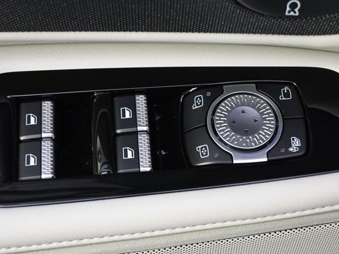 New 2026 Lincoln Nautilus Reserve AWD/4WD image 23