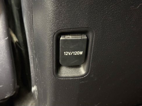 Used 2017 Toyota 4Runner SR5 AWD/4WD image 34