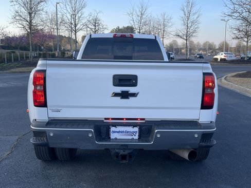 Used 2016 Chevrolet Silverado 3500 LTZ image 8