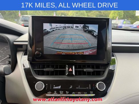 Used 2023 Toyota Corolla Cross L AWD/4WD image 25