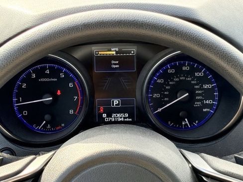 Used 2019 Subaru Outback 2.5i image 12