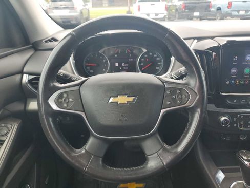 Used 2020 Chevrolet Traverse LT w/ LT Premium Package FWD image 11