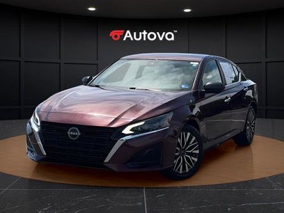 Used 2025 Nissan Altima 2.5 SV