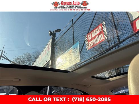 Used 2017 Mercedes-Benz C 300 4MATIC Sedan image 23