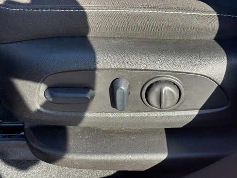 Certified 2024 Chevrolet Blazer LT w/ Convenience Package image 15