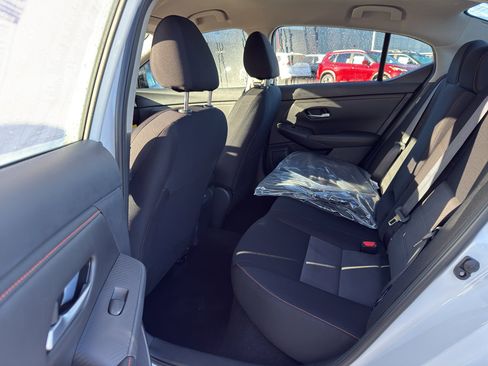 New 2025 Nissan Sentra SR image 29