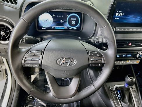 Used 2023 Hyundai Kona Limited AWD/4WD image 11