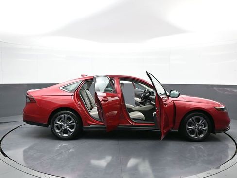 Certified 2024 Honda Accord EX-L image 41