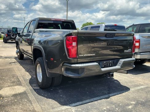 Used 2023 Chevrolet Silverado 3500 High Country AWD/4WD image 4
