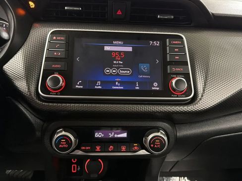 Used 2020 Nissan Kicks SV FWD image 15