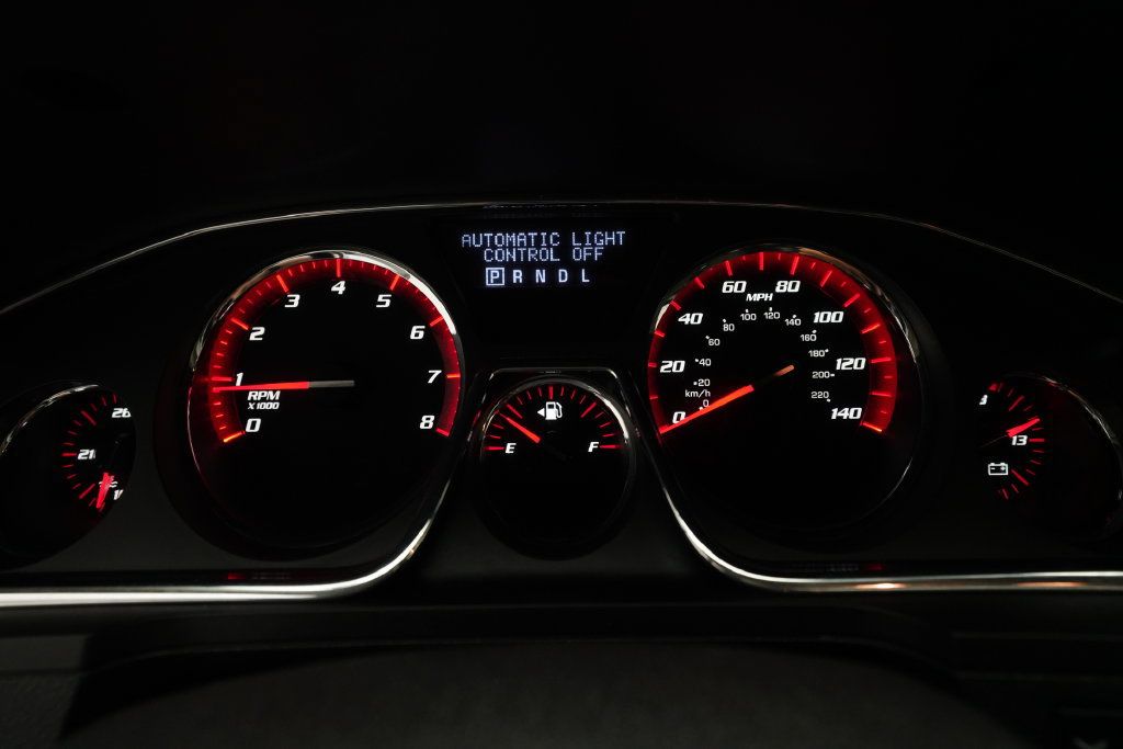 Used 2017 GMC Acadia Limited SLT AWD/4WD image 2