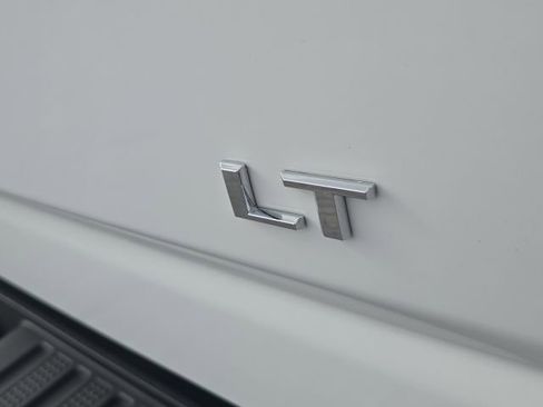 Used 2024 Chevrolet Silverado 3500 LT image 11