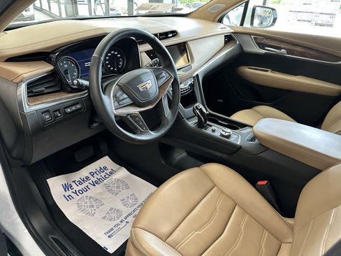 Certified 2024 Cadillac XT5 Premium Luxury w/ Platinum Package AWD/4WD image 8