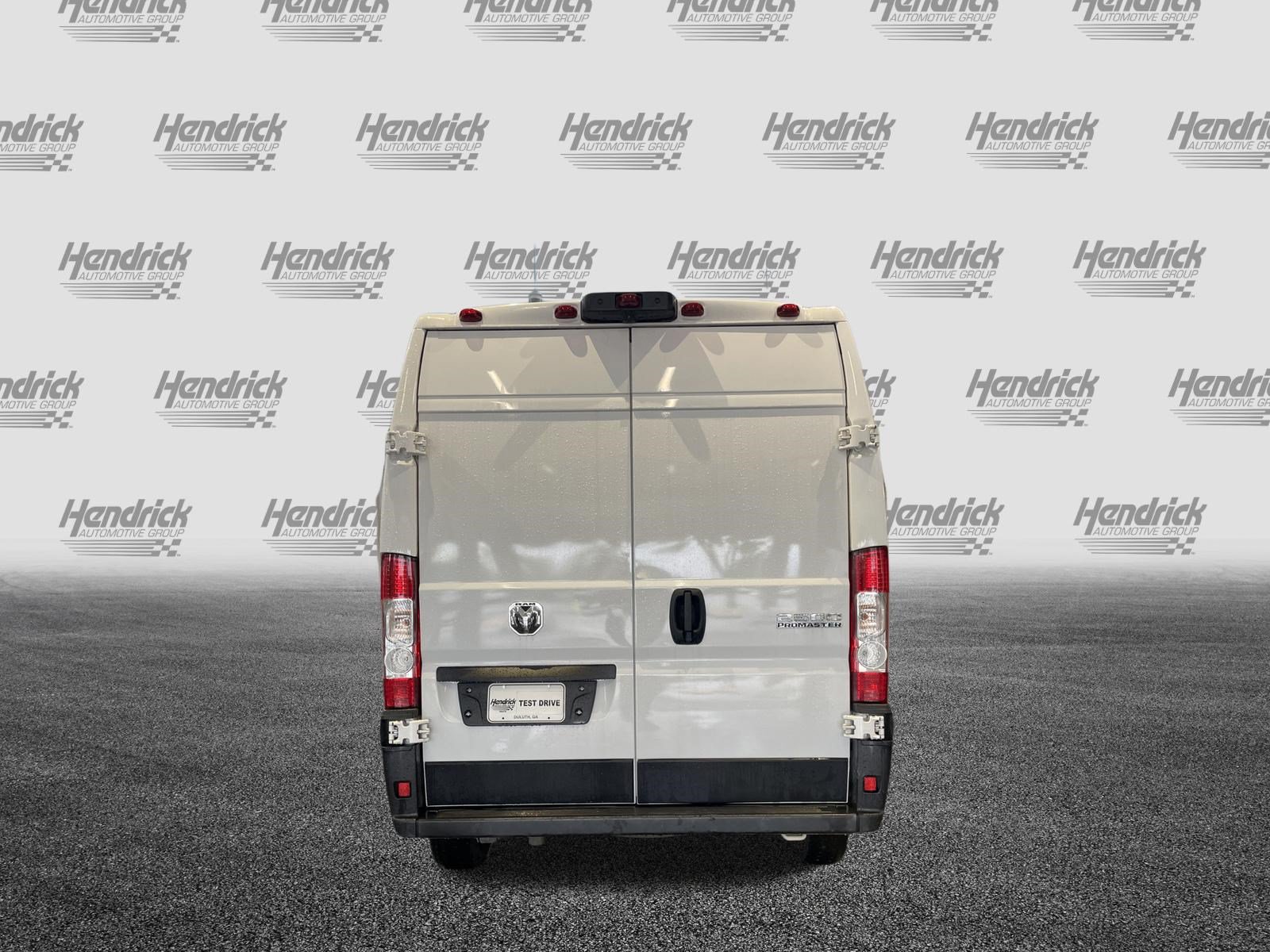 Used 2025 RAM ProMaster 2500 w/ Convenience Group FWD image 9