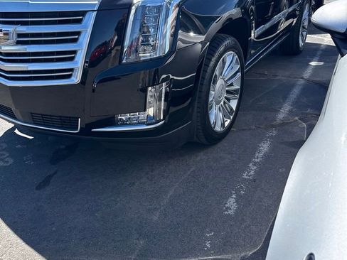Used 2016 Cadillac Escalade Platinum AWD/4WD image 1