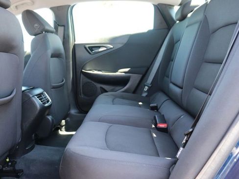 Used 2022 Chevrolet Malibu LT FWD image 13