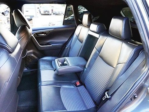 Used 2020 Toyota RAV4 XSE image 17