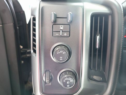 Certified 2018 Chevrolet Silverado 2500 LTZ w/ Midnight Edition image 12