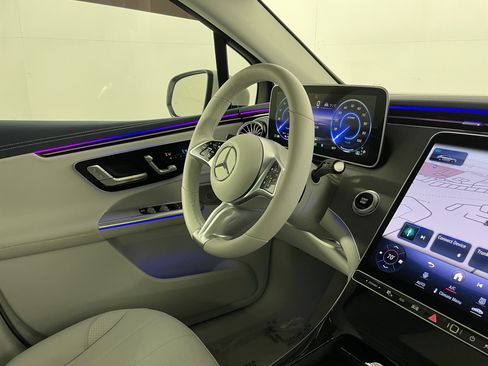 Used 2024 Mercedes-Benz EQE 350+ SUV image 10