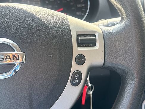 Used 2014 Nissan Rogue S w/ Convenience Package FWD image 28