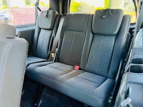 Used 2017 Ford Expedition EL XLT AWD/4WD image 19