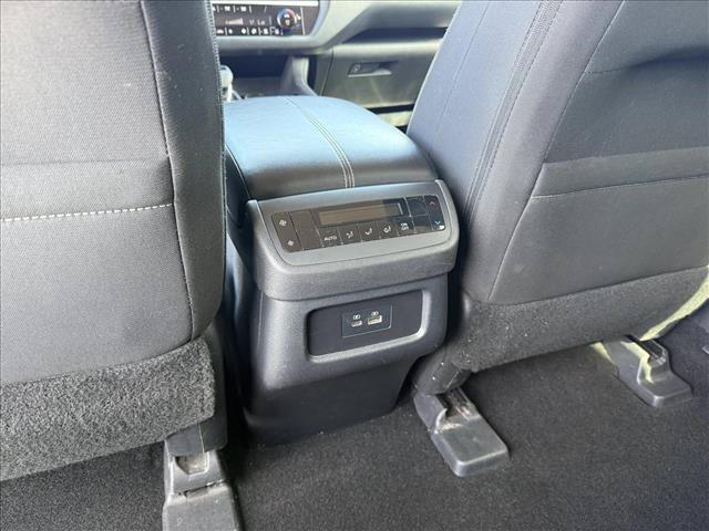Used 2024 Nissan Pathfinder SV FWD image 24