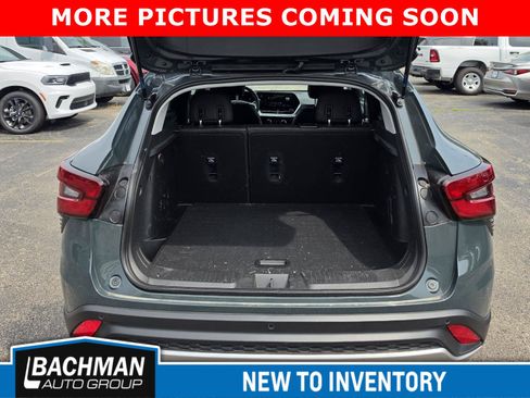 Used 2025 Chevrolet Trax LT w/ Driver Confidence Package FWD image 10