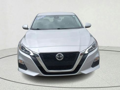 Used 2022 Nissan Altima 2.5 SV FWD image 2