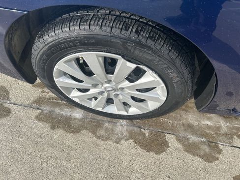 Used 2019 Nissan Sentra S image 17