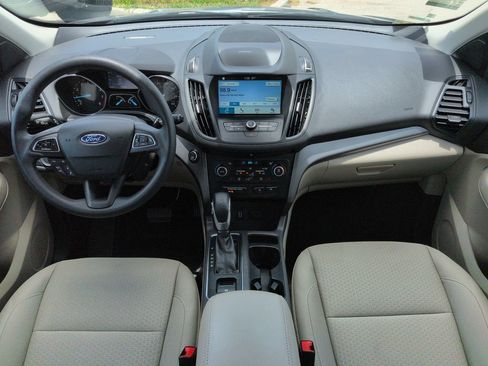 Used 2019 Ford Escape SE FWD image 15
