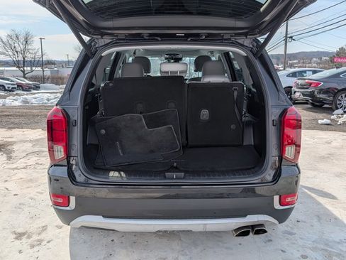 Used 2021 Hyundai Palisade SEL w/ Convenience Package image 6