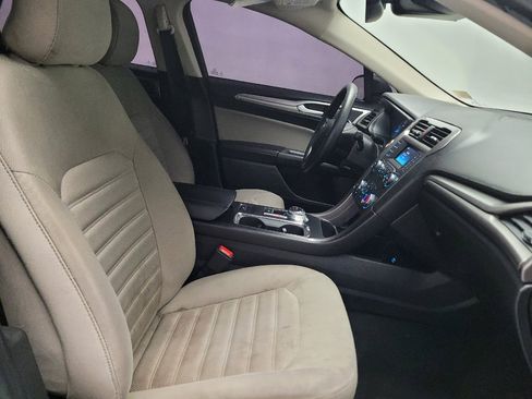Used 2019 Ford Fusion S FWD image 21