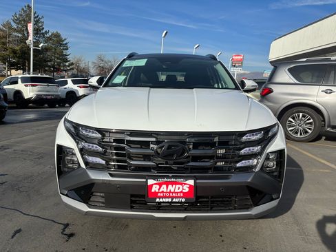 Used 2025 Hyundai Tucson Limited image 16