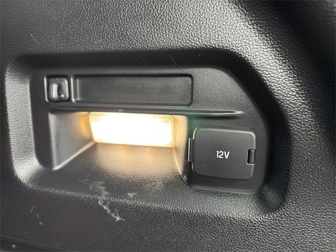 Used 2021 Ford Explorer XLT w/ Equipment Group 202A image 36