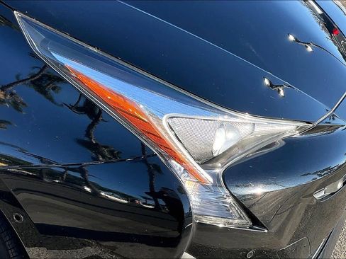 Used 2017 Toyota Prius Two image 27