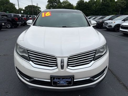 Used 2016 Lincoln MKX Reserve FWD image 30