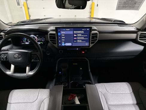 Used 2023 Toyota Tundra Limited w/ Power Package AWD/4WD image 10