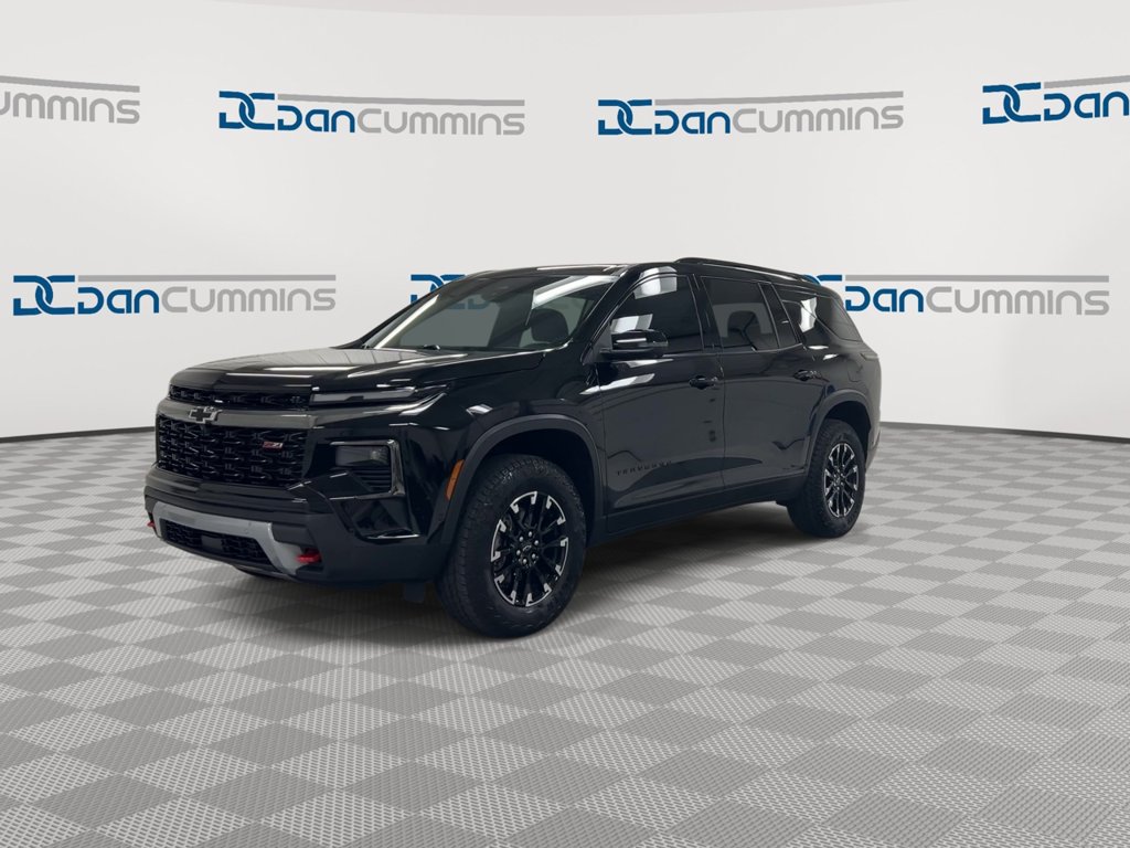 Used 2025 Chevrolet Traverse Z71 w/ Enhanced Driving Package AWD/4WD image 4