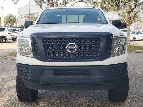 Used 2019 Nissan Titan S w/ S Utility Package image 2