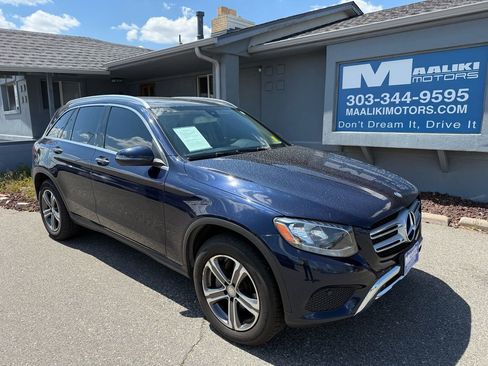 Used 2016 Mercedes-Benz GLC 300 4MATIC image 1