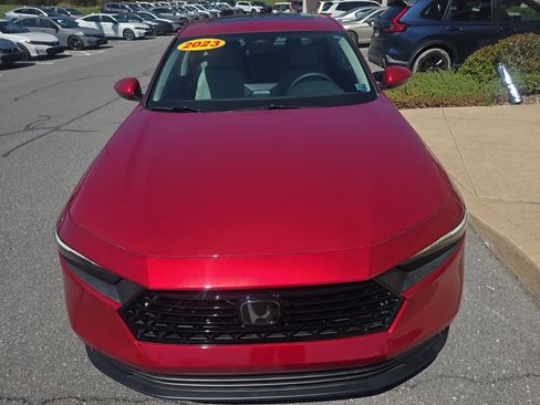 Used 2023 Honda Accord EX image 2