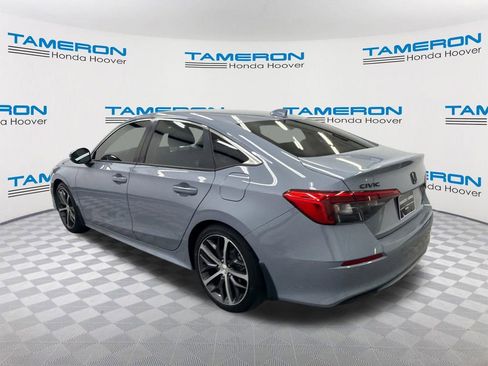 Used 2024 Honda Civic Touring image 3