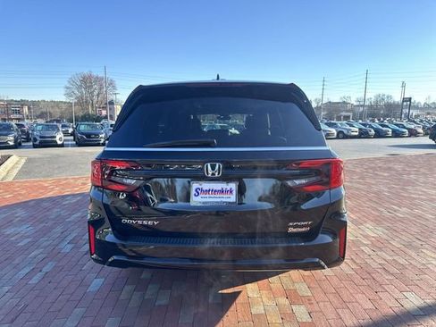 Certified 2025 Honda Odyssey Sport-L image 35