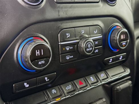 Used 2019 Chevrolet Silverado 1500 LT w/ All-Star Edition image 16