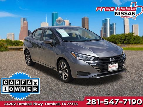 Used 2025 Nissan Versa SV FWD image 1