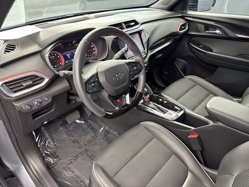 Used 2021 Chevrolet TrailBlazer RS w/ Sun and Liftgate Package FWD image 8
