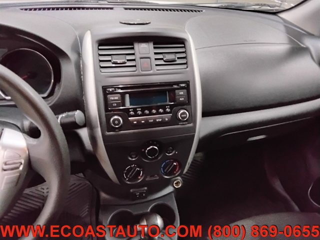 Used 2018 Nissan Versa SV FWD image 12