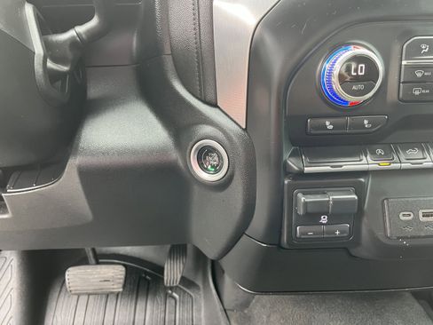 Used 2021 GMC Sierra 1500 Elevation image 15